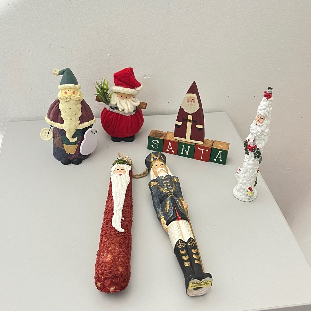Vintage Santa Claus Christmas Figurine Lot OS Multicolor Nutcracker‎ Folk Art